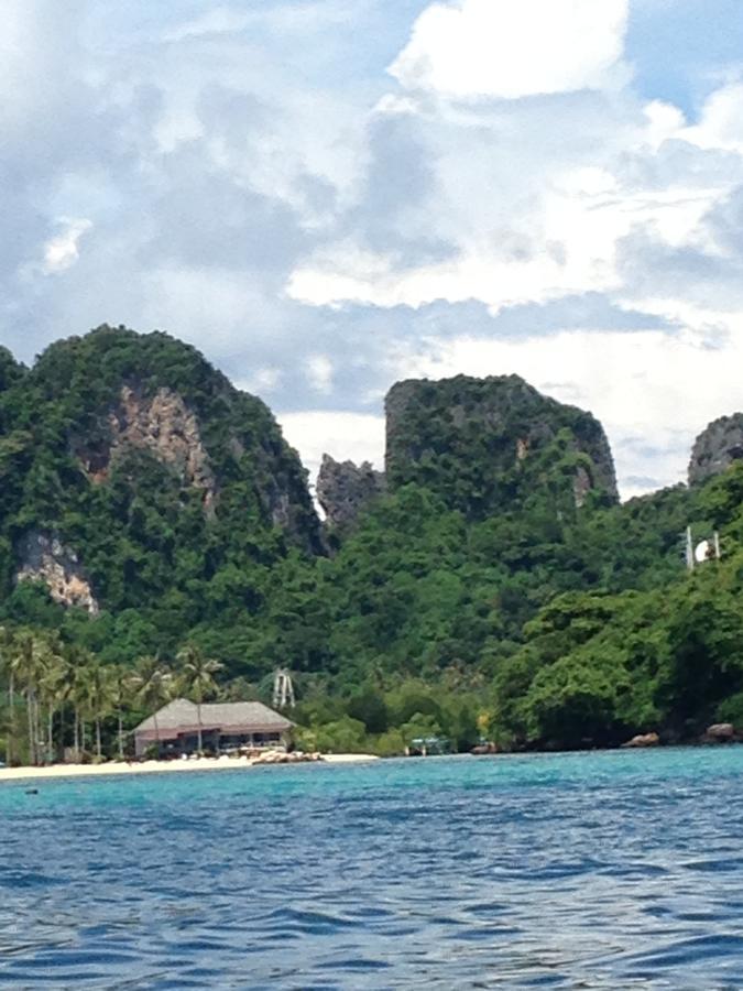 Phi Phi Sea And Hill Resort Exterior foto