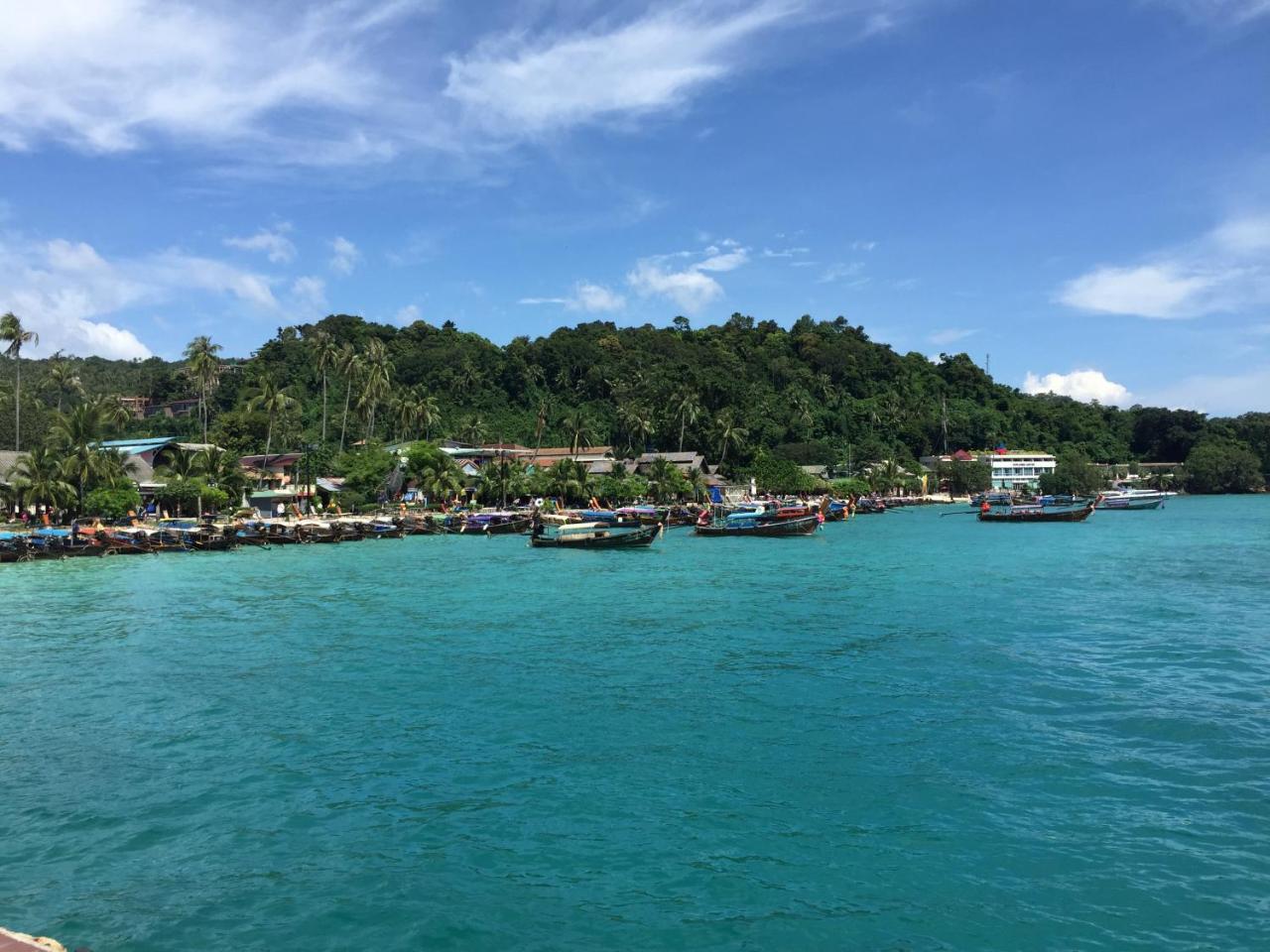 Phi Phi Sea And Hill Resort Exterior foto